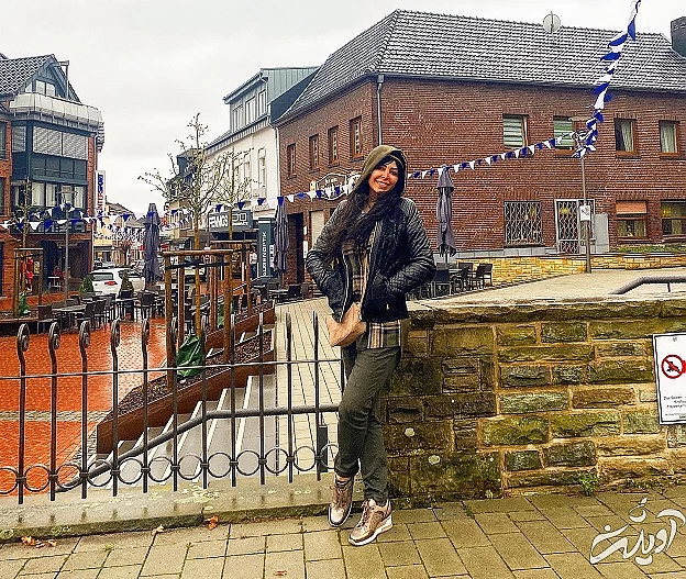 ژست و تغییر عجیب فلور نظری در خیابان های آلمان